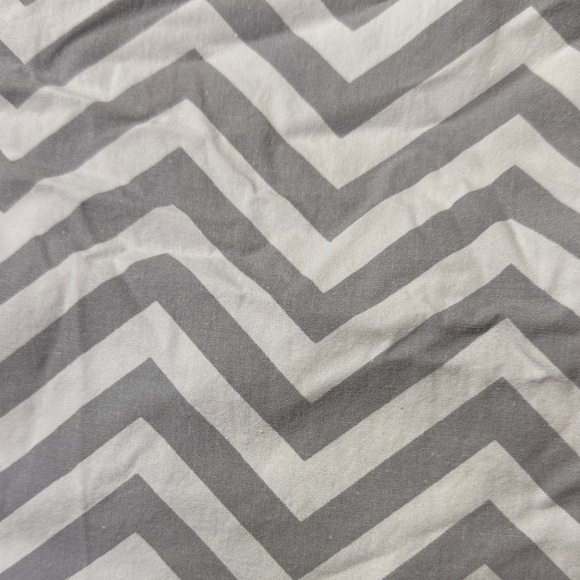 Circo Navy and Gray Chevron, Elephant Print Fitted Crib Sheets Set of 5 - Picture 3 of 5